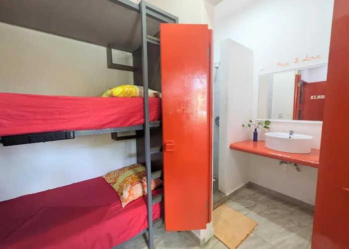 Humanity - Albergue *